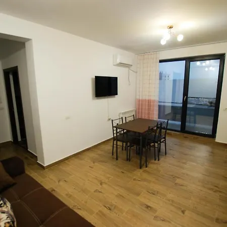 Appartement Dor De Mare - Apartments Boracai - 300M From The Beach ! Năvodari